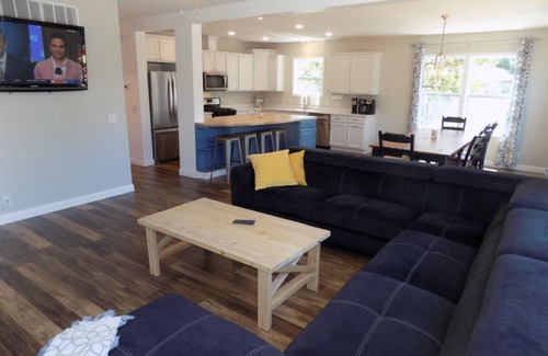 Michigan City House | NEWLY BUILT 7 Bedroom Lake Shore Drive Beach Home - Hot Tub and Fire Pit!