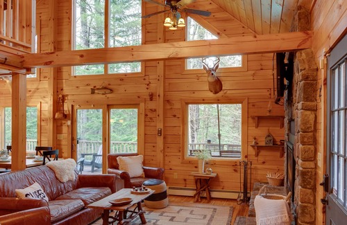 Bethel House | Newly Built Bethel Log Cabin w/ Deck, Near Skiing!