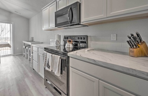 Caldwell House | Newly Built Caldwell Home w/Yard, Near Downtown!