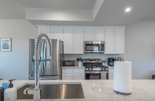 American Fork House | Newly Built Chic Utah Valley Gem l Theo
