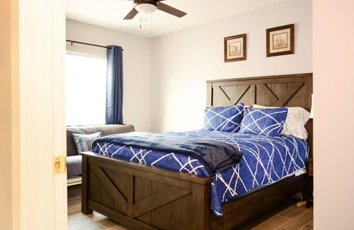 Paramount House | Newly built detached guesthouse