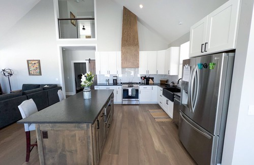 Lake Hatcher Park House | Newly Built: Gorgeous Pagosa Peak View Lakefront House - Breathtaking Views