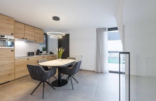 Westende House | Newly built holiday home for 6 people by the sea