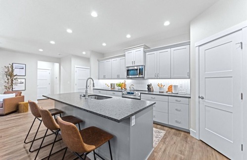 Tamarack Resort Cabin | Newly Built Home with Hot Tub!