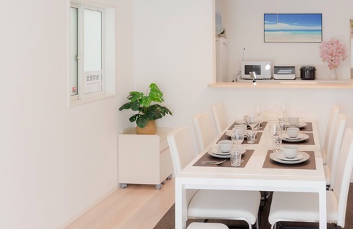 Okinawa Villa | Newly built house near airport/Full facilities/Quiet and comfortable/2 min drive to convenience store, 3 min to supermarket, 4 min to beach, 7 min to DMM Aquarium IIAS Toyosaki Outlet Mall/Netflix free