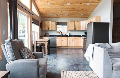 Crivitz House | Newly Built Lakeshore Home on 2400 acre Full-Recreation Lake