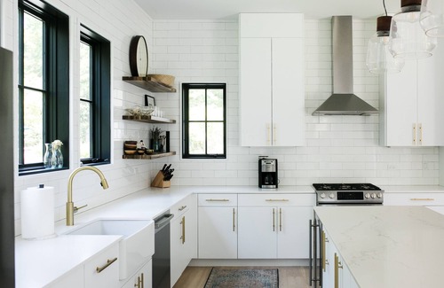 Northwest Harbor House | Newly built Modern Retreat