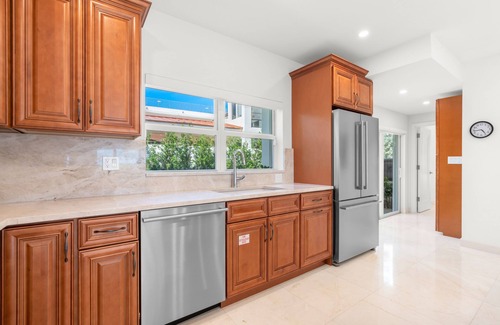 Birch Park Finger Streets House | Newly Built Oceanfront Beach House in Fabulous Fort Lauderdale