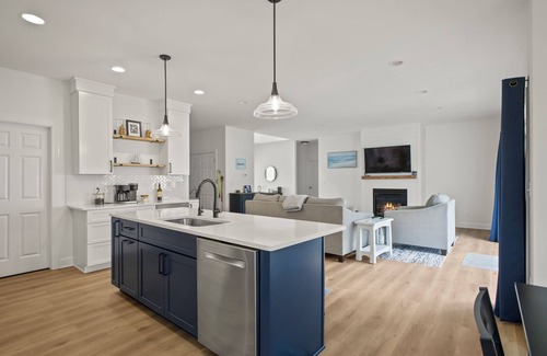 Saratoga Springs House | Newly built, open-concept spacious home by the water. 10 minutes to the track.