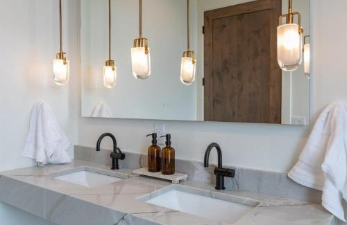 Driggs Apartment | Newly Built- The Grand-Targhee-Teewinot at Basin