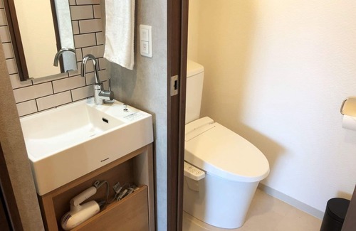 Nishi Apartment | Newly built Up to 2 people Nonsmoking Collaboration room 6 minutes walk to Kyocera Dome CD - RLiS house Osaka Dome City 701 /Osaka Ōsaka