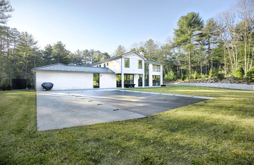 Northwest Harbor House | Newly completed 5BR/4.5BA w/heated Gunite Pool, spacious Patio and Firepit