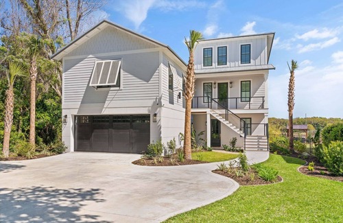 Saint Simons Island House | Newly Constructed, Large Executive Luxury Home W/Heated Pool