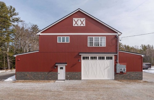 Gorham Apartment | Newly Constructed Two-BR Retreat Near Portland