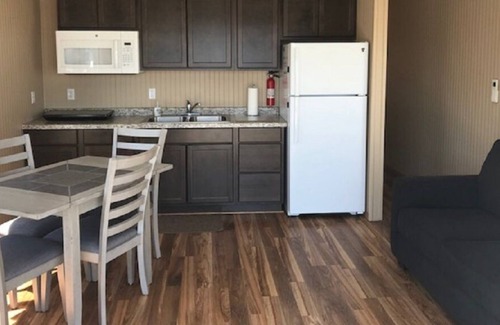 Sturgeon Bay Boat Rental | Newly Constructed, Pier Relaxn', the Floating Cottage! Reserve your stay today!