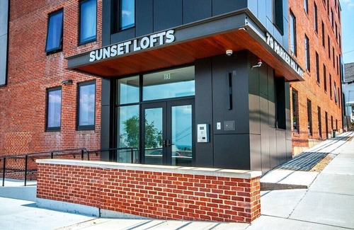 Hyde Square Apartment | Newly furnished 1 bed, steps to Boston's restaurants, museums, hospitals, Fenway