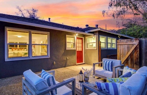 Duveneck - St. Francis House | Newly Furnished Retreat, 5 Min to Stanford & Downtown Palo Alto