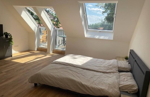 Hoppegarten Apartment | Newly furnished studio in the immediate vicinity of the city of Berlin