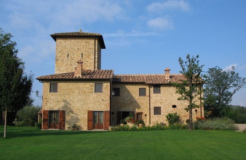 San Pietro in Bossolo Villa | NEWLY LISTED Private Tuscan family estate 25 minutes South of Florence