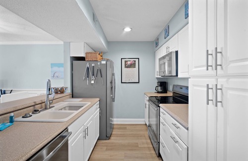 Saint Helena Island Condo | Newly Listed - Harbor Island Beach Villa