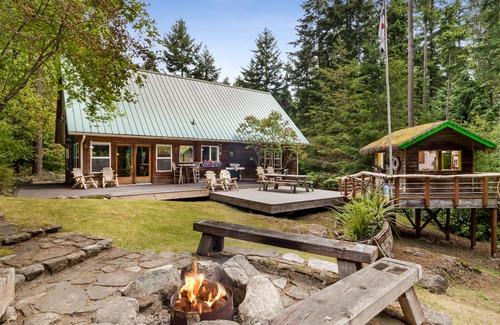 Friday Harbor House | Newly Listed! Close to Downtown! (TPR)