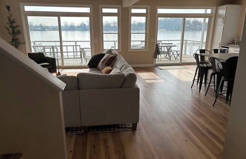 Sister Lakes House | Newly Listed! New Construction - Beautiful Lake House on All Sports Round Lake