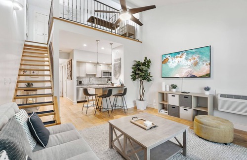 South Beach Condo | Newly Listed Sea Pines | Walk to Beach/Marina, Complex Pool, Bikes