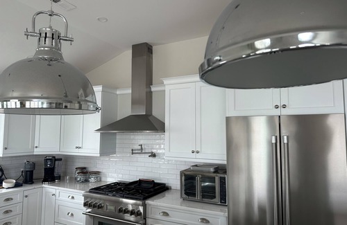 Holgate House | NEWLY LISTED: Villa Del Mundy: Holgate