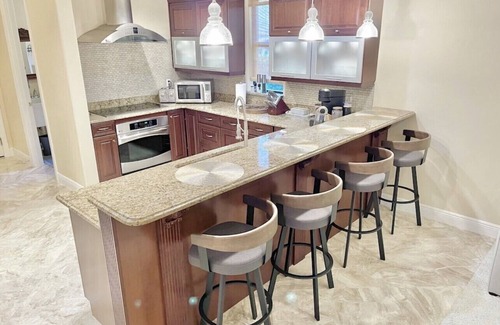 Bonita Springs House | Newly owned and updated Villa with private htd pool/hot tub, next to the river