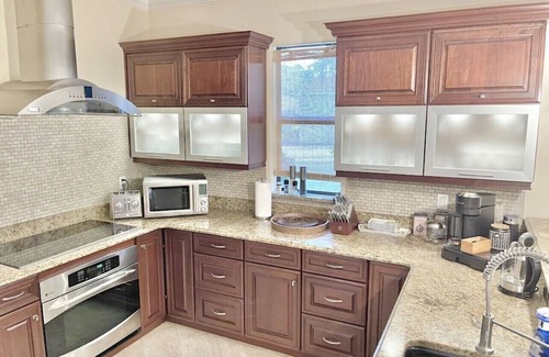 Bonita Springs House | Newly owned and updated Villa with private htd pool/hot tub, next to the river