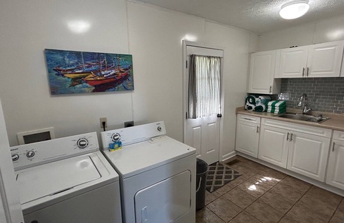 Iuka House | Newly refreshed, charming 3-bedroom Pickwick Lake house located at Grand Harbor!