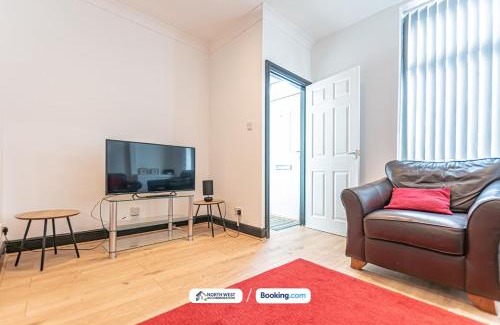 Preston Apartment | Newly Refurbished 3 Bedroom House (Preston)