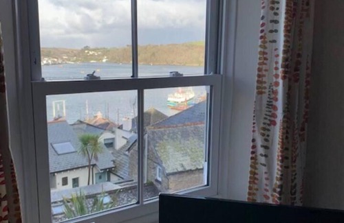 Polruan Cottage | Newly refurbished 7-Bed Cottage in Polruan, Fowey