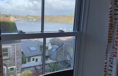 Polruan Cottage | Newly refurbished 7-Bed Cottage in Polruan, Fowey