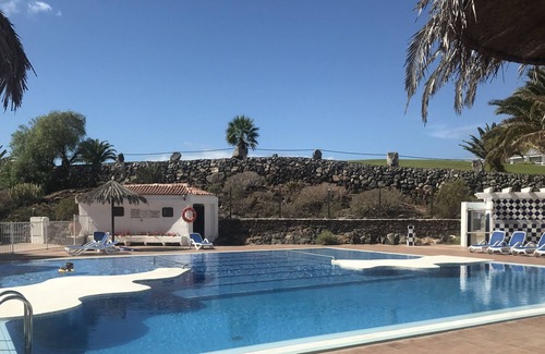 Complejo turistico Amarilla Golf Apartment | Newly refurbished luxury 2 bedroom/ 2 bathroom apartment with free WiFi & AirCon