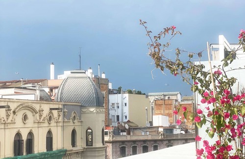 Sant Antoni Apartment | NEWLY REFURBISHED PENTHOUSE WITH TERRACE OF 130 m2 + 40 IN THE CENTER OF BARCELONA