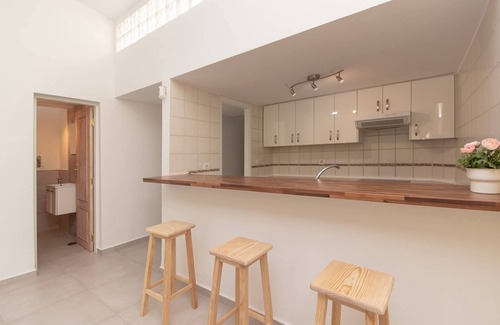 Chayofa Apartment | Newly refurbished Tenerife South holiday home.