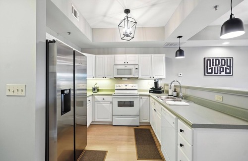 Bluff City Condo | Newly Remodeled 2-bedroom condo in Bristol