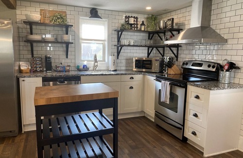 Concordia House | Newly Remodeled 2 BR Private Home w/King Bed