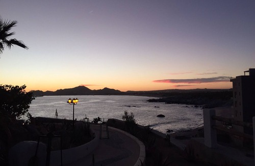 Cabo Bello Villa | Newly remodeled! 2 bed/2 bath with fantastic ocean and pool views! New kitchen!