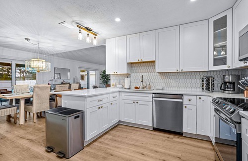 Marco Island House | Newly Remodeled! 5 Min to Beach, Private Pool, Outdoor TV, Fire Pit & Bikes!