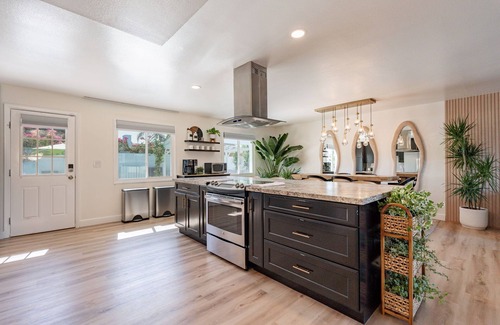 Park Scottsdale Four House | NEWLY REMODELED AND FURNISHED! Keim Villa 8 rooms, 15 beds Old Town Scottsdale