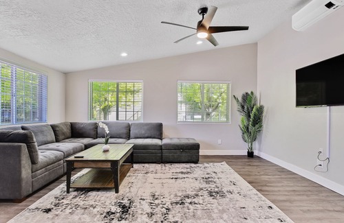 Nampa House | Newly remodeled Cozy Cottage Guesthouse