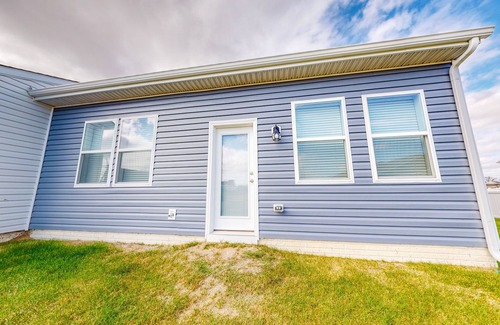 Millville House | Newly remodeled - dog friendly townhome with pools, tennis, washer/dryer & AC