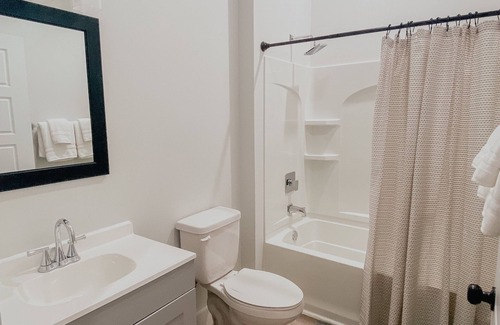Dodge City Apartment | Newly Remodeled Downtown Loft, The Ruby!