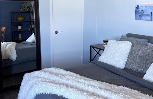 Downtown Tulsa Condo | Newly remodeled high rise condo with a west side spectacular view