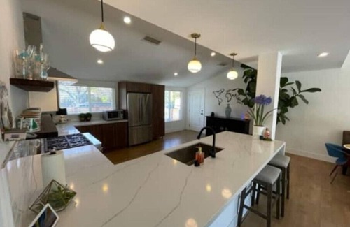 Reseda House | Newly remodeled midcentury Krisel pool/spa home.