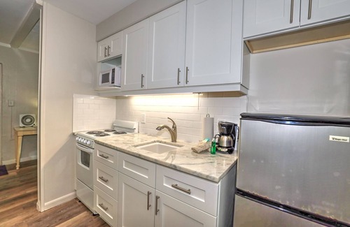 Sanibel Cottage | Newly remodeled Parakeet cottage! Walking distance to beach, restaurants, shops!