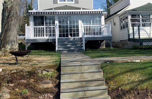 Lake Ariel Cottage | Newly Remodeled Pocono Lakefront Cottage on Private Lake Ariel!