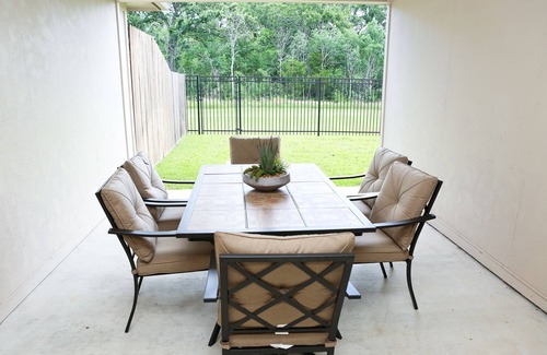 College Station House | Newly remodeled beautiful 3BDRM 3.5BA Townhouse in the heart of Aggieland!